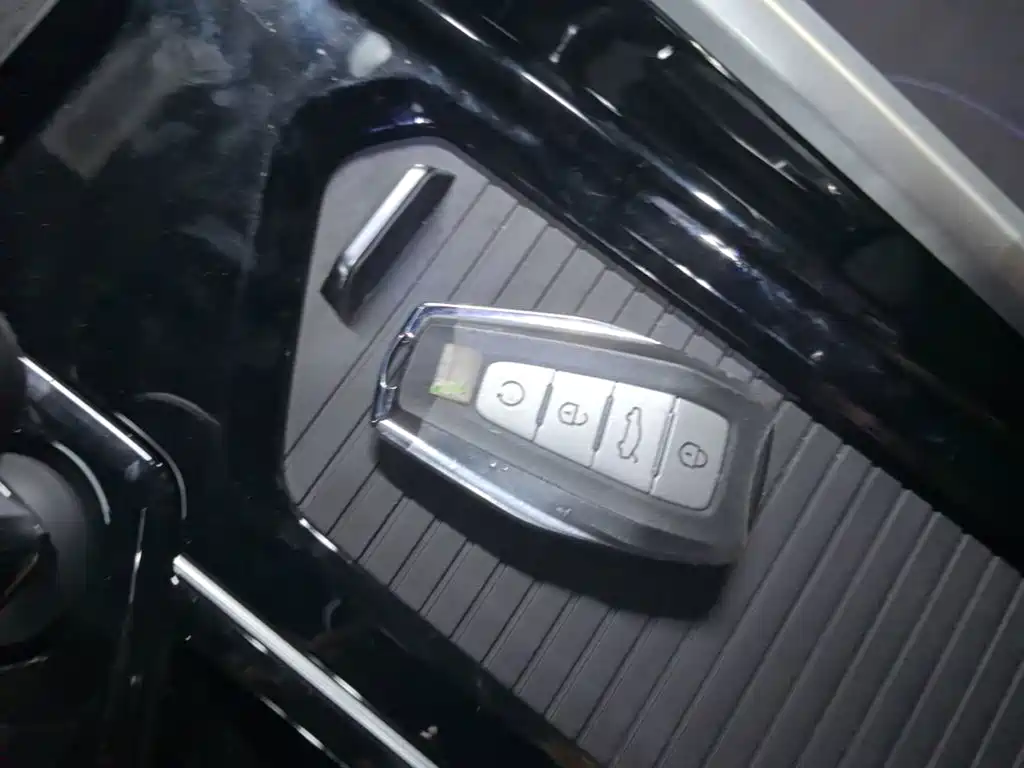 Geely Preface 2025 2.0TD