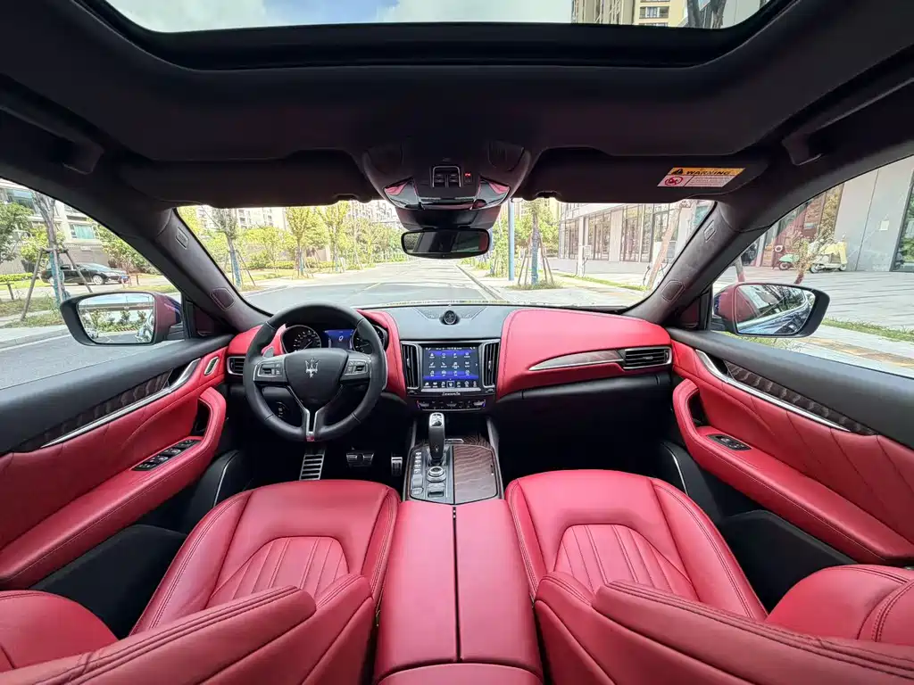 Maserati Levante — миниатюра 10
