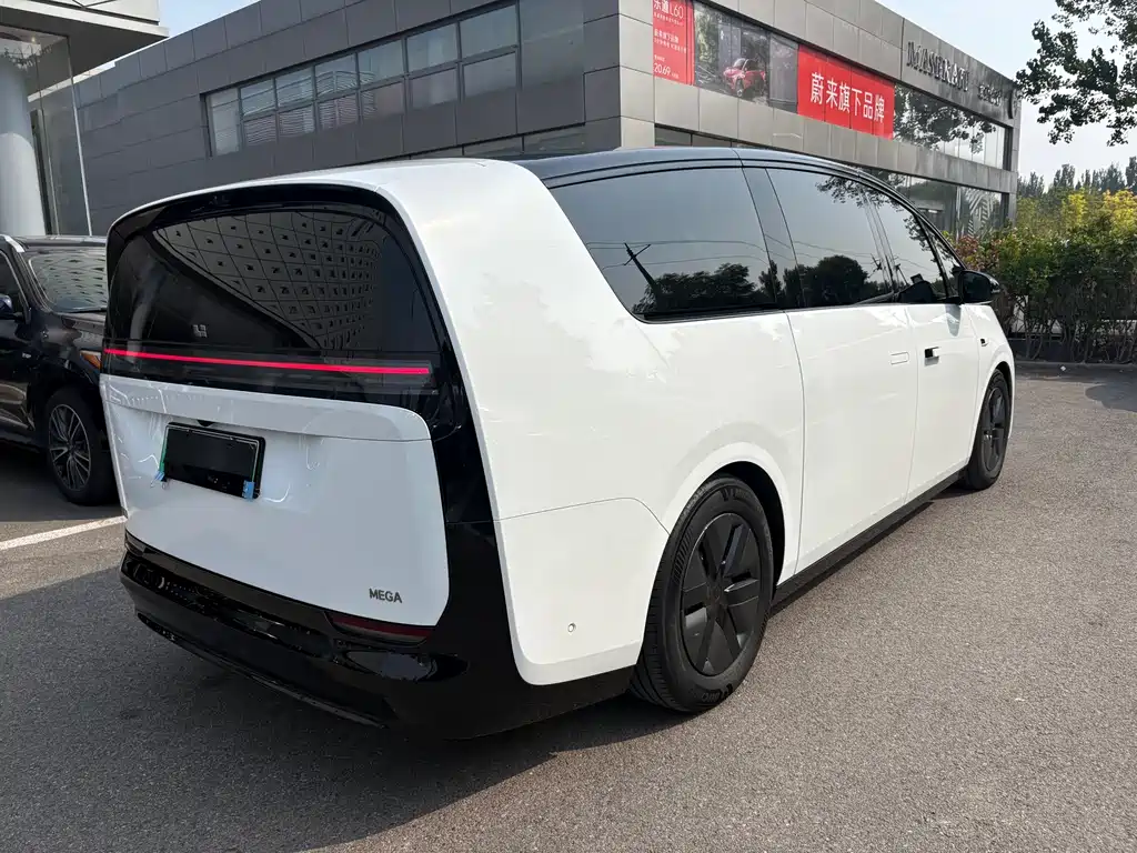 Li Auto Li MEGA — миниатюра 5