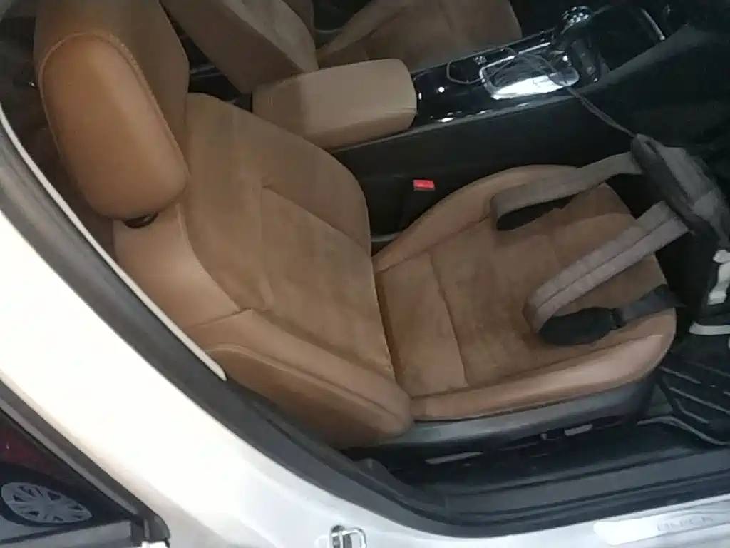 Buick Regal — миниатюра 25