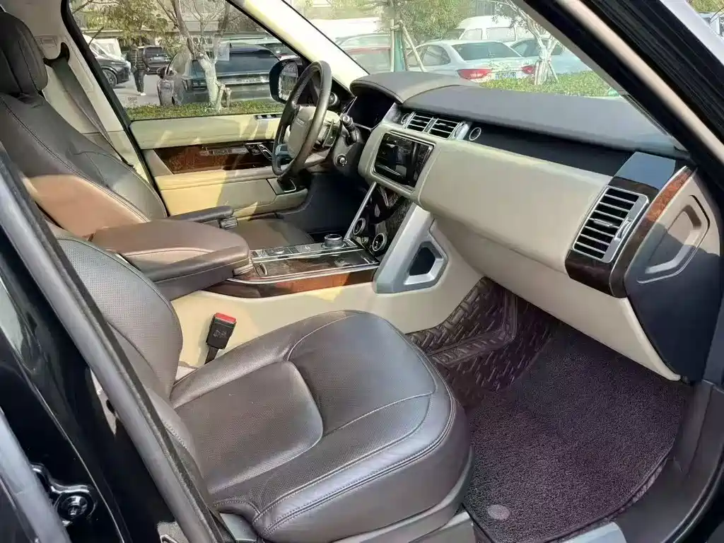 Land Rover Range Rover 2020 3.0 L6 Long Wheelbase