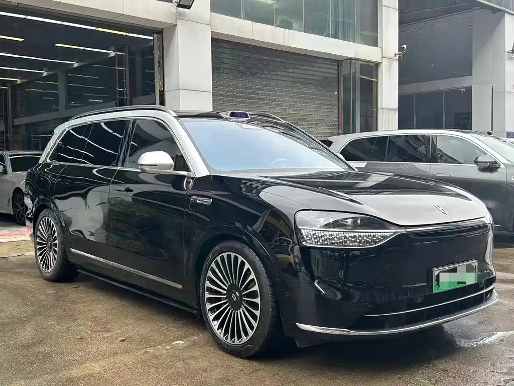 AITO ASK THE WORLD M9