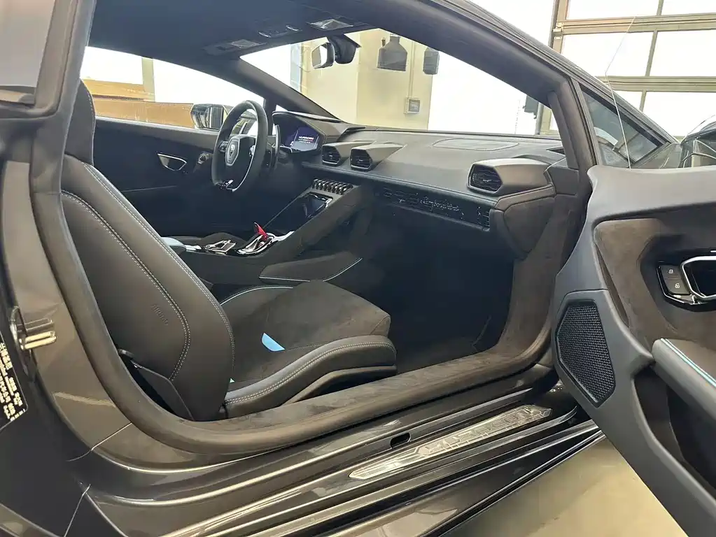 Lamborghini Huracán — миниатюра 9
