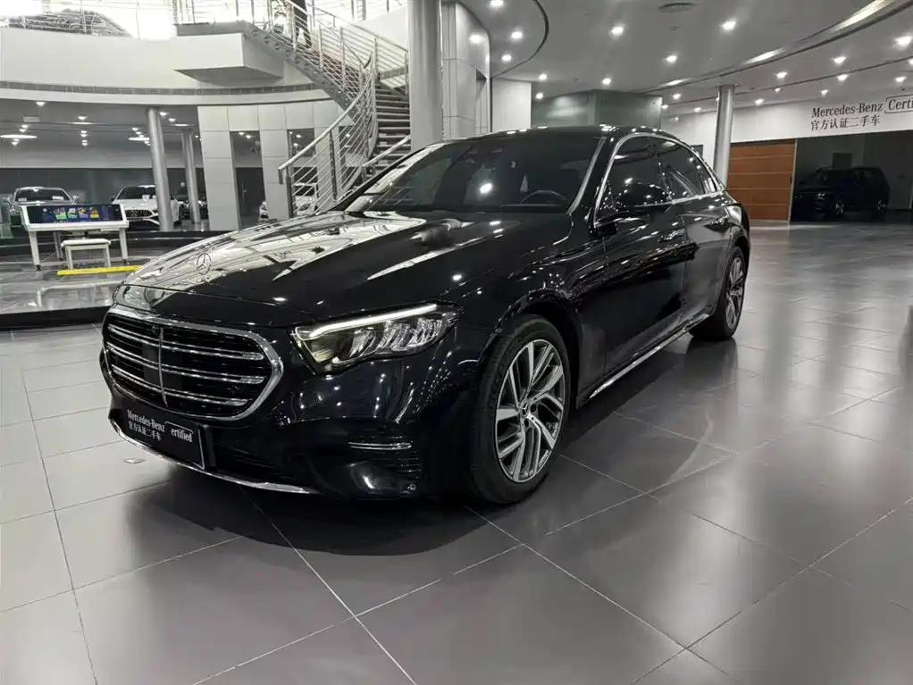 Mercedes-Benz E-Class E 2024 E 300 L Fashion