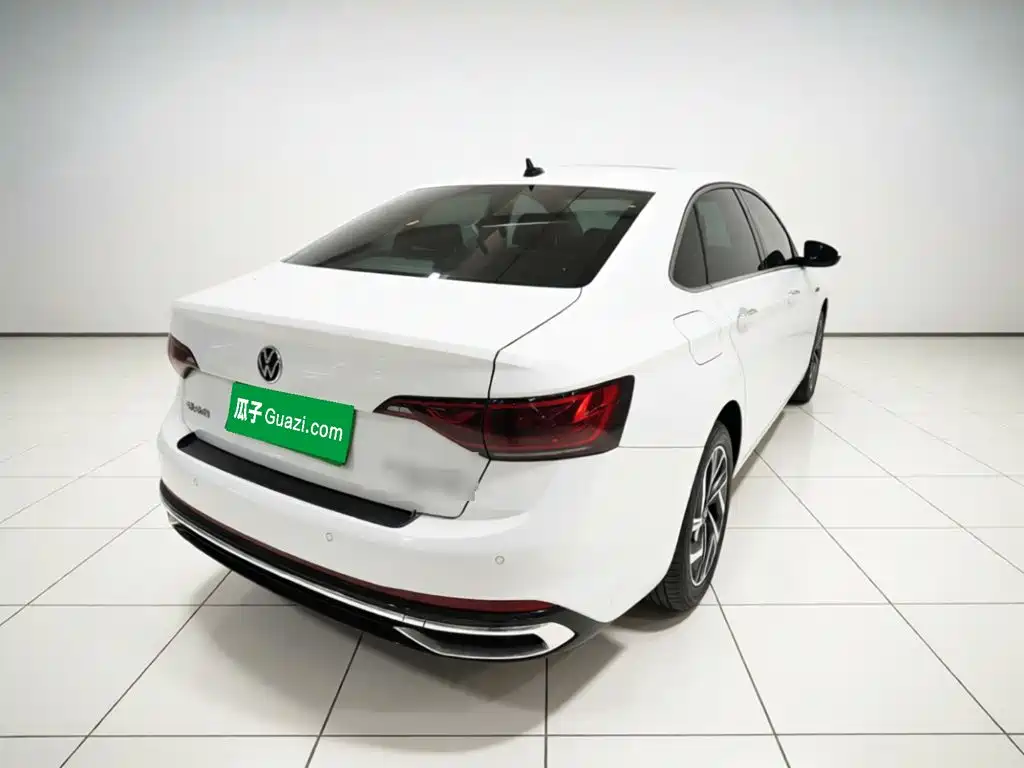 Volkswagen Sagitar — миниатюра 4