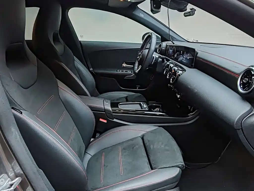 Mercedes-Benz CLA 2024 CLA 200