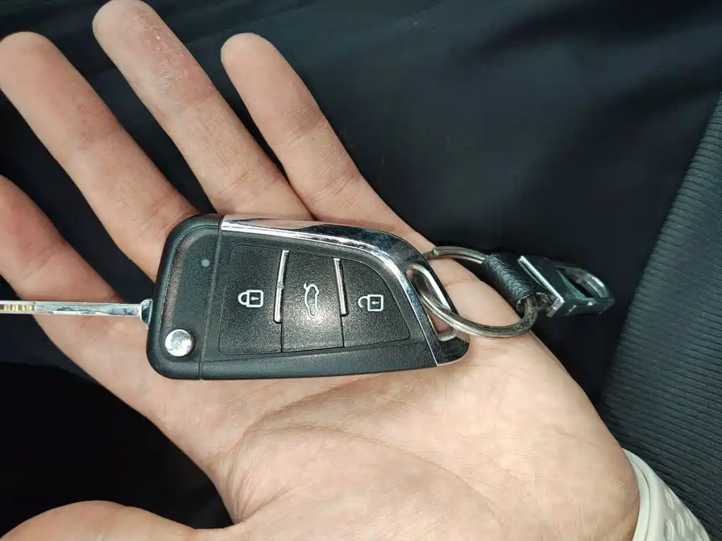 Toyota Yaris L — миниатюра 9