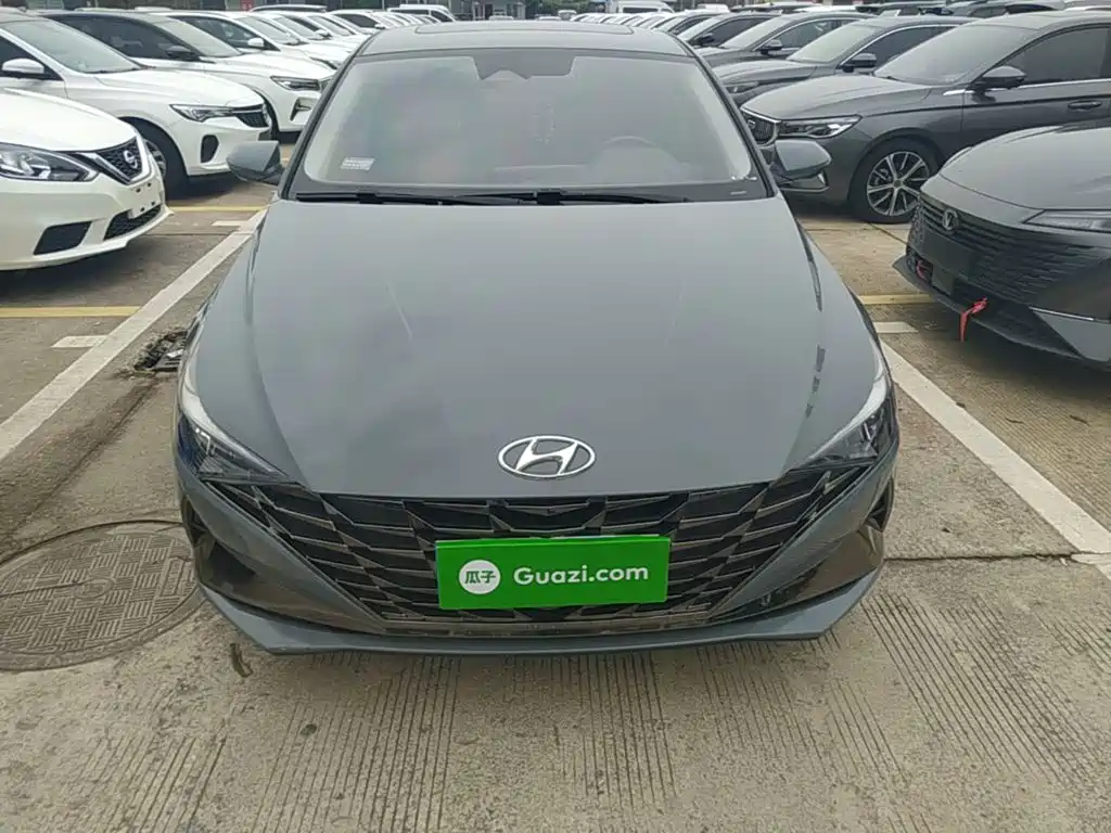 Hyundai Elantra — миниатюра 3