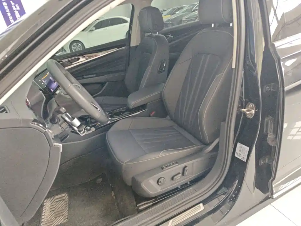 Volkswagen Passat — миниатюра 15