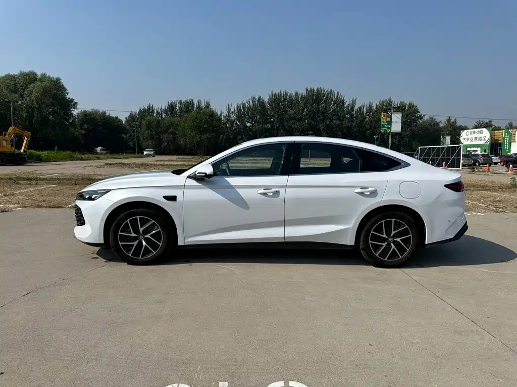 BYD Qin L — миниатюра 7