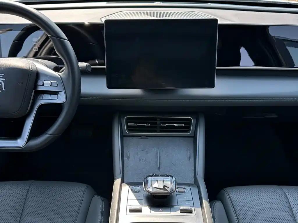 BYD Qin L — миниатюра 22