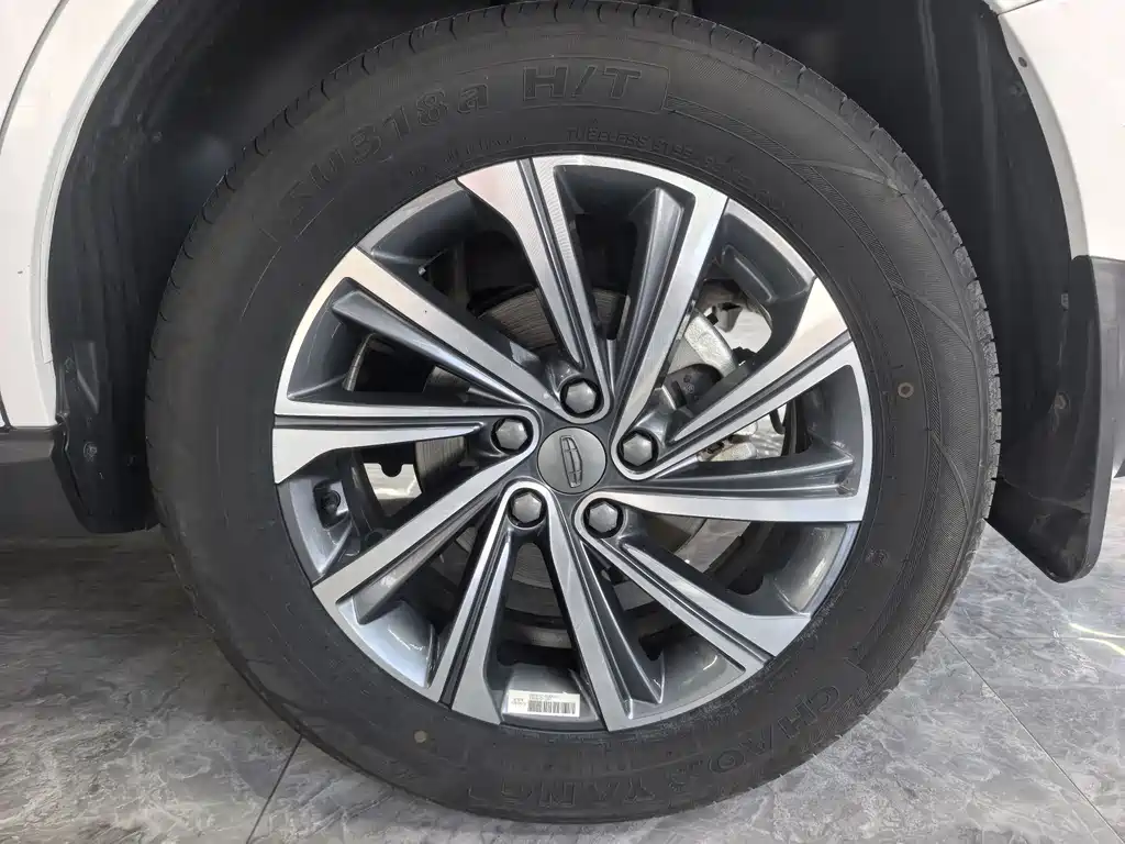 GEELY AUTOMOBILE VISION X6