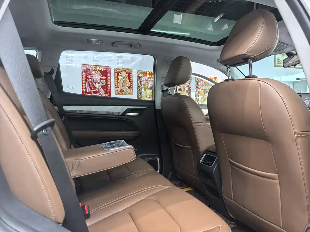 GEELY AUTOMOBILE VISION X6