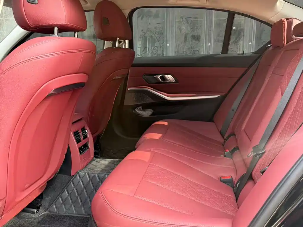 BMW 3 Series — миниатюра 7