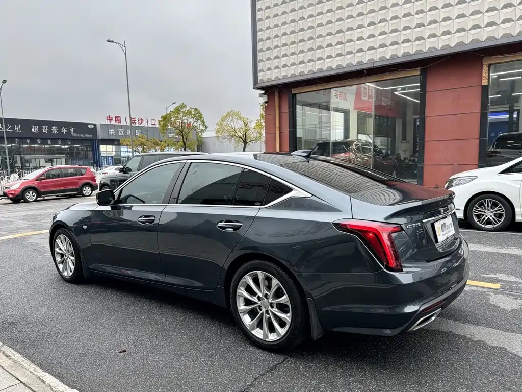 Cadillac CT5 — миниатюра 4