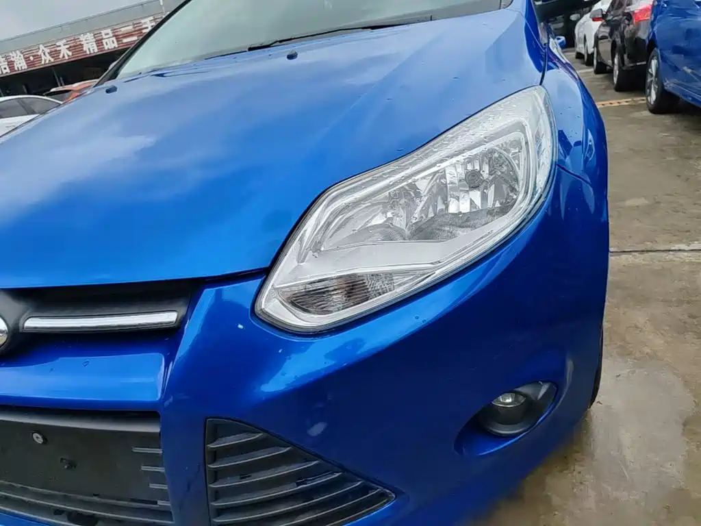 Ford Focus — миниатюра 24
