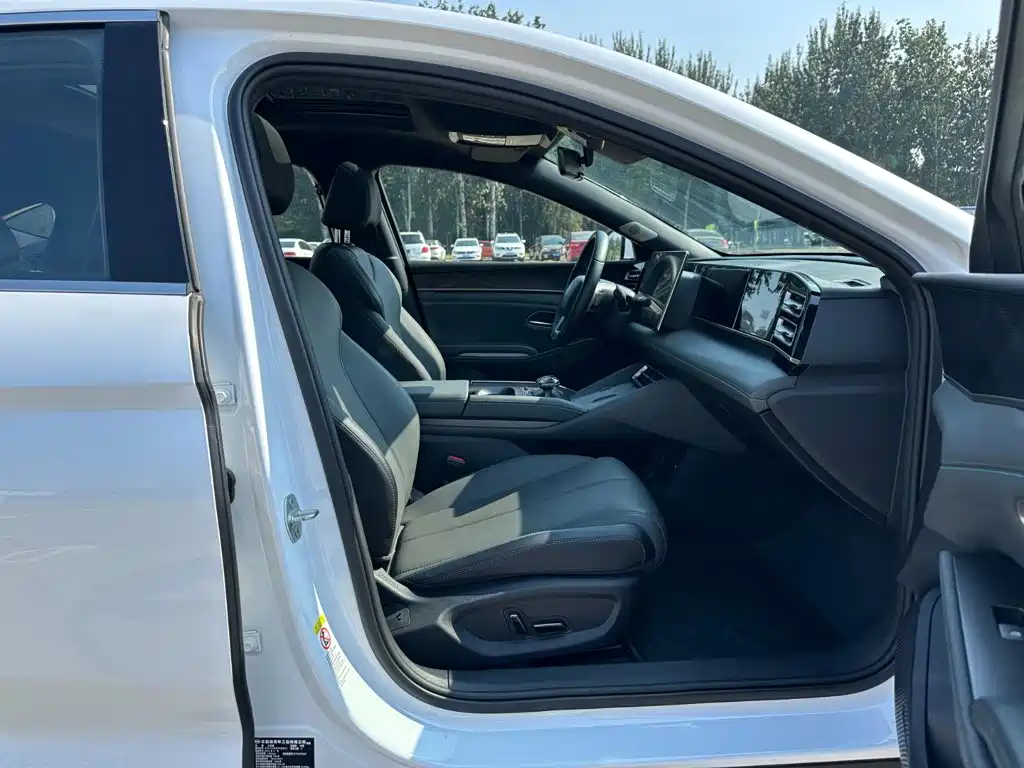 BYD Qin L — миниатюра 16