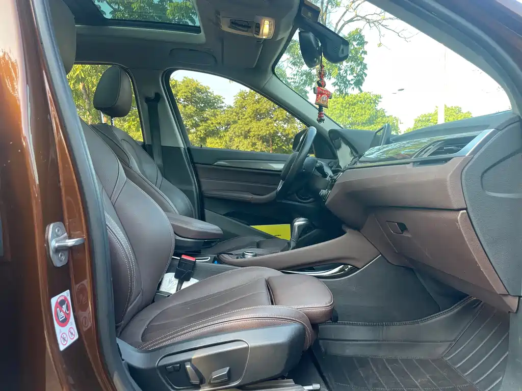 BMW X1 — миниатюра 15