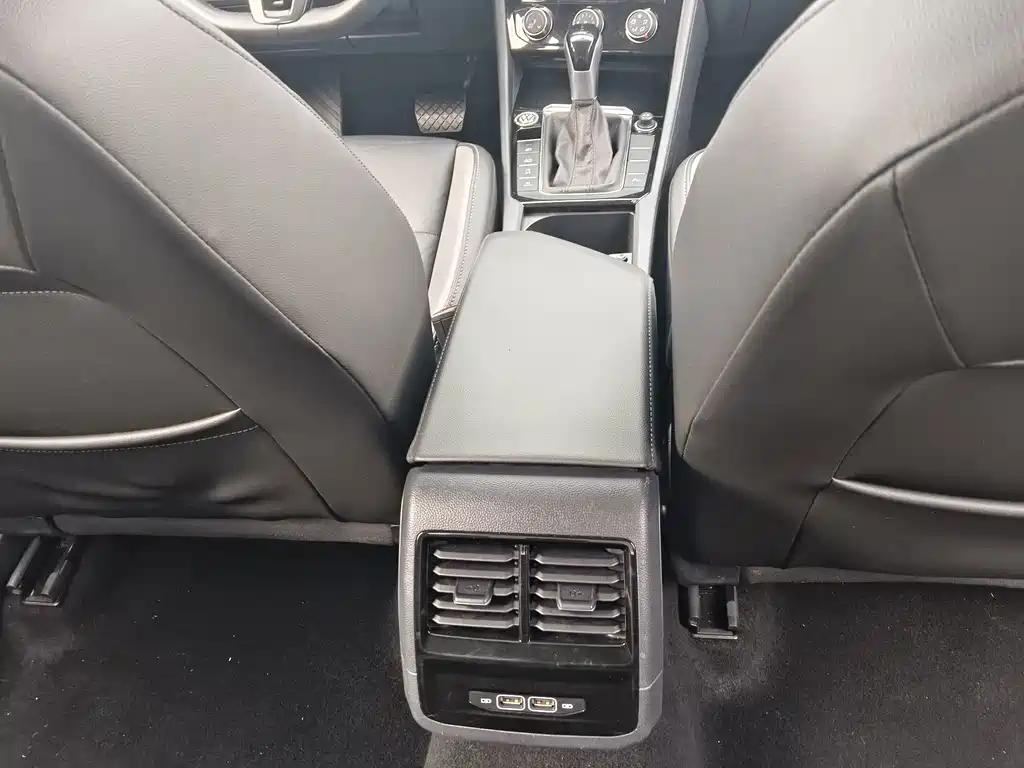 Volkswagen Sagitar — миниатюра 14