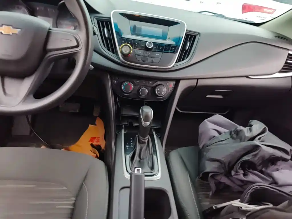 Chevrolet Cavalier — миниатюра 13