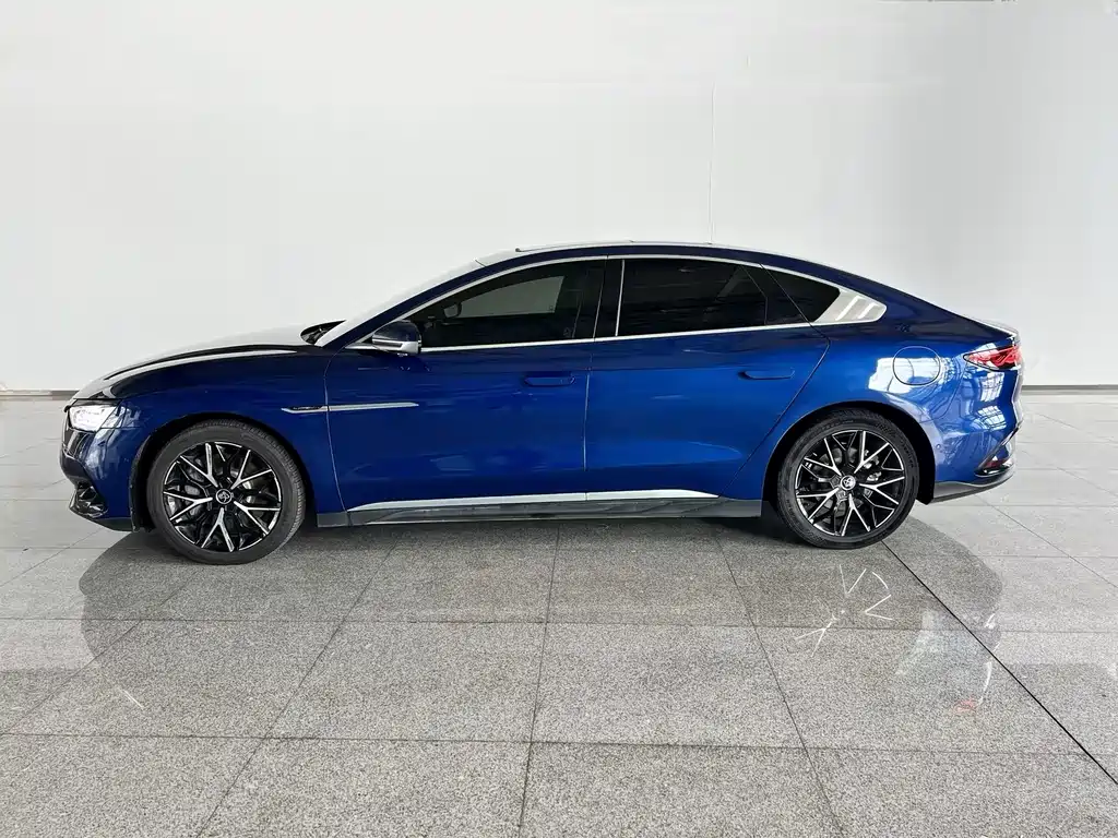 BYD Han — миниатюра 2