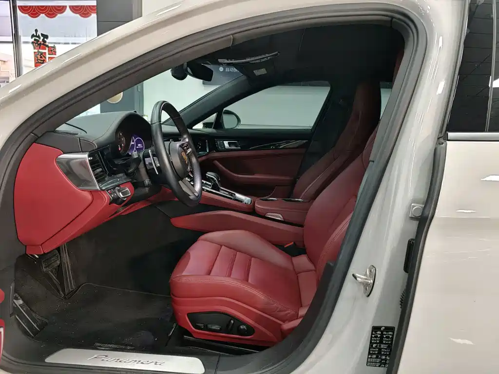 Porsche Panamera — миниатюра 9