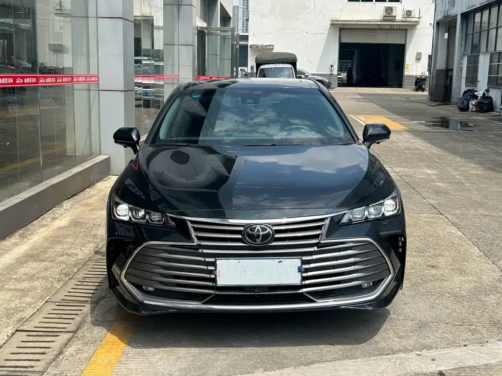 Toyota Avalon — миниатюра 3