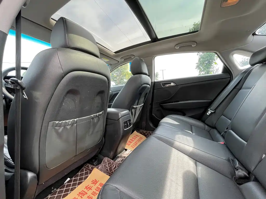 Hyundai Mistra — миниатюра 9