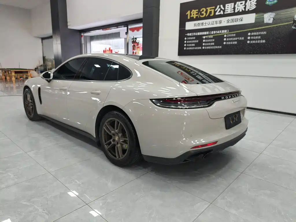 Porsche Panamera — миниатюра 6