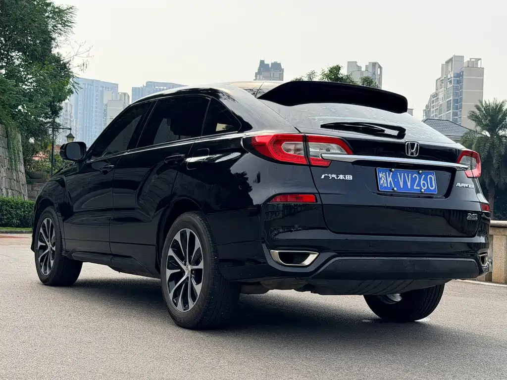 Honda Avancier — миниатюра 4