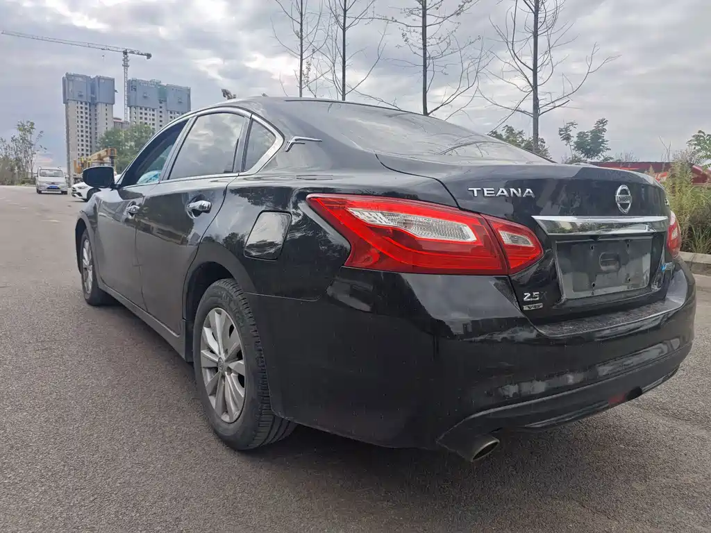 Nissan Teana — миниатюра 12
