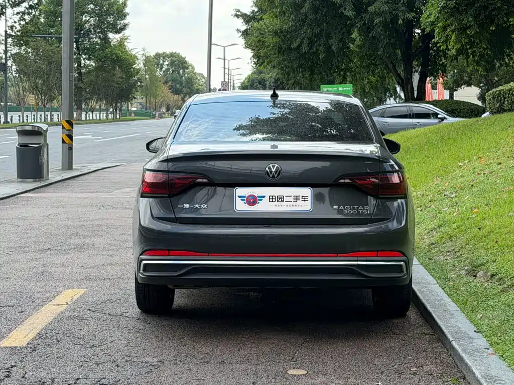 Volkswagen Sagitar — миниатюра 5