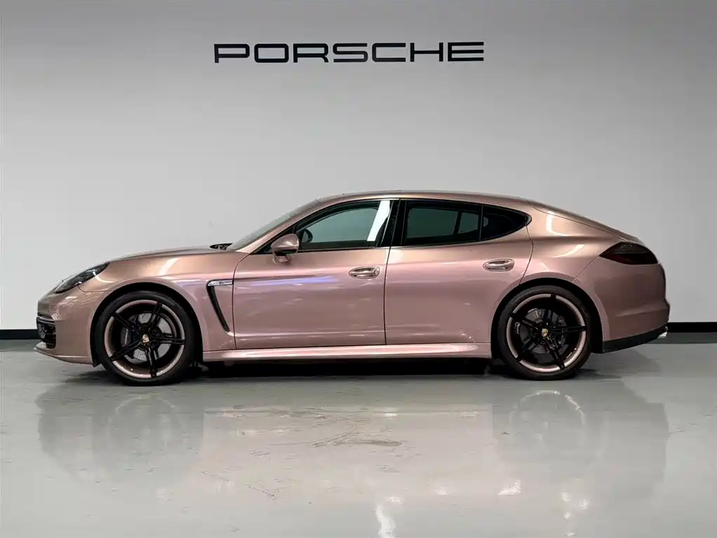 Porsche Panamera 2013 Panamera Platinum Edition 3.6L