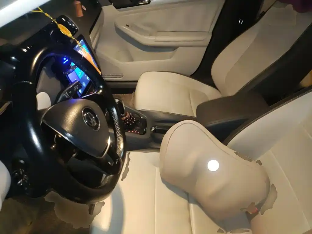 Volkswagen Sagitar — миниатюра 16