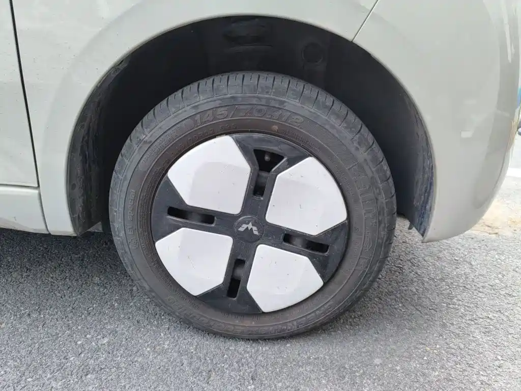 Wuling MINIEV — миниатюра 25