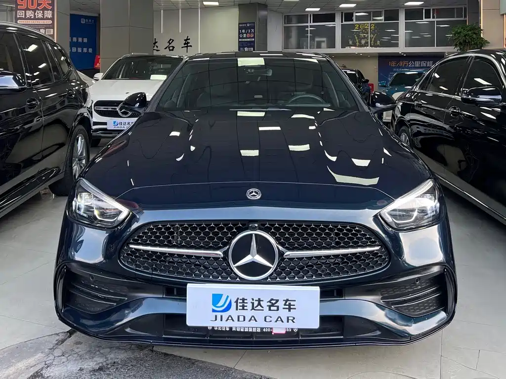 Mercedes-Benz C-Class — миниатюра 2