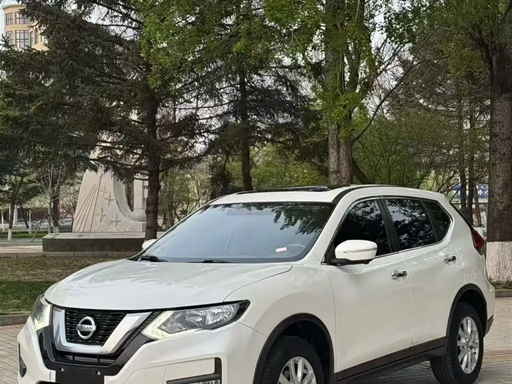 Купить Nissan X-Trail