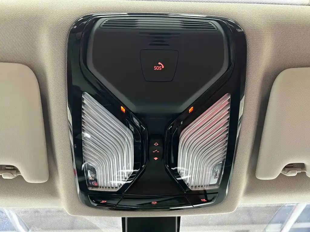 BMW 3 Series — миниатюра 13