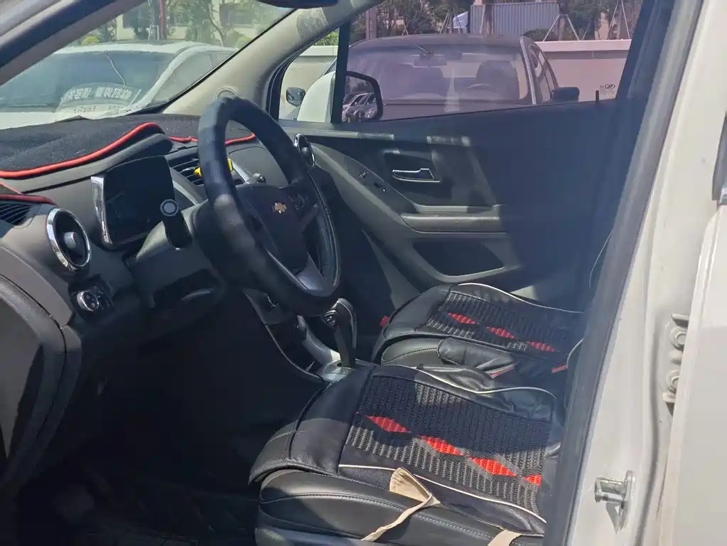 Chevrolet Trax — миниатюра 6