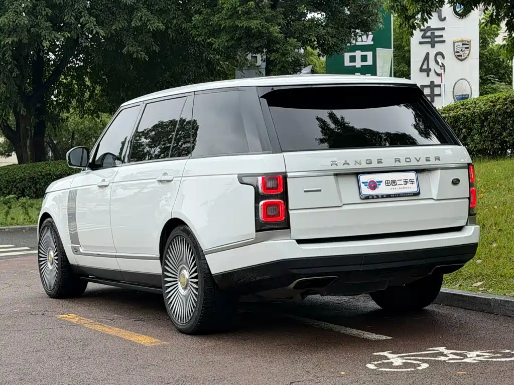 Land Rover Range Rover — миниатюра 4