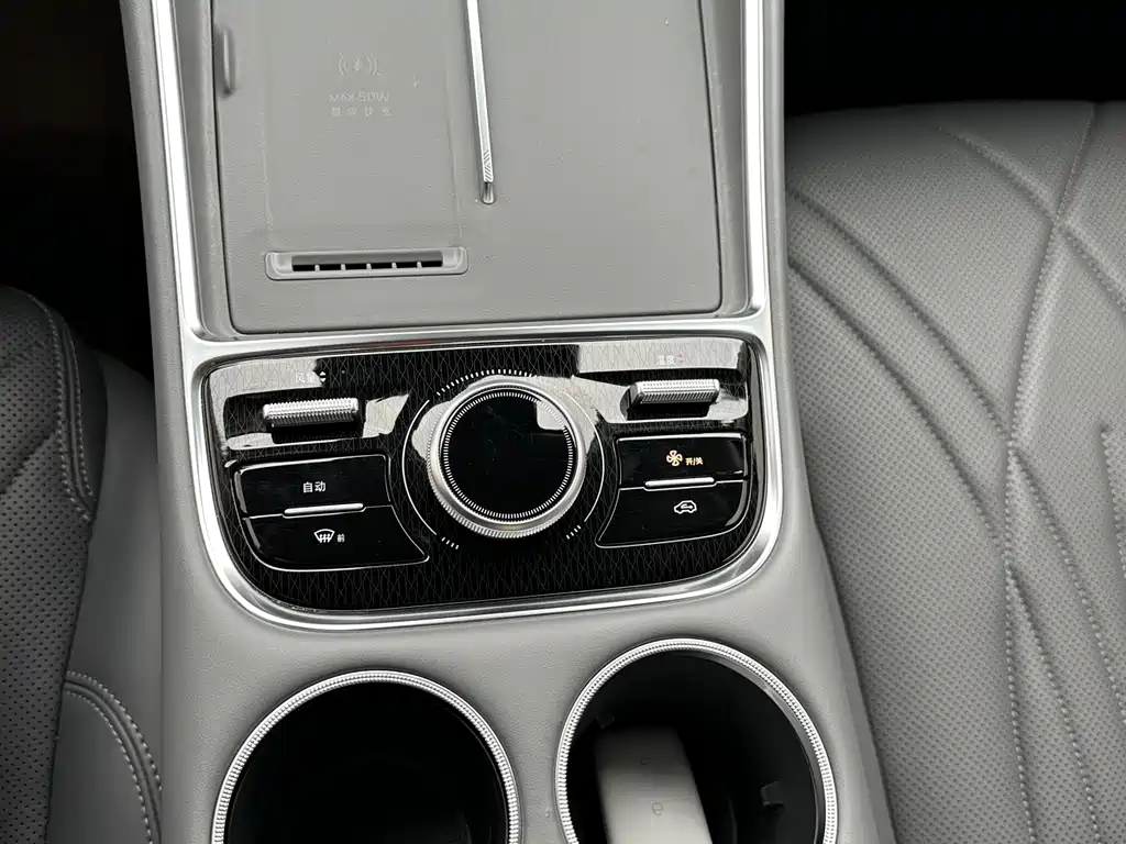 GEELY GALAXY GALAXY L6