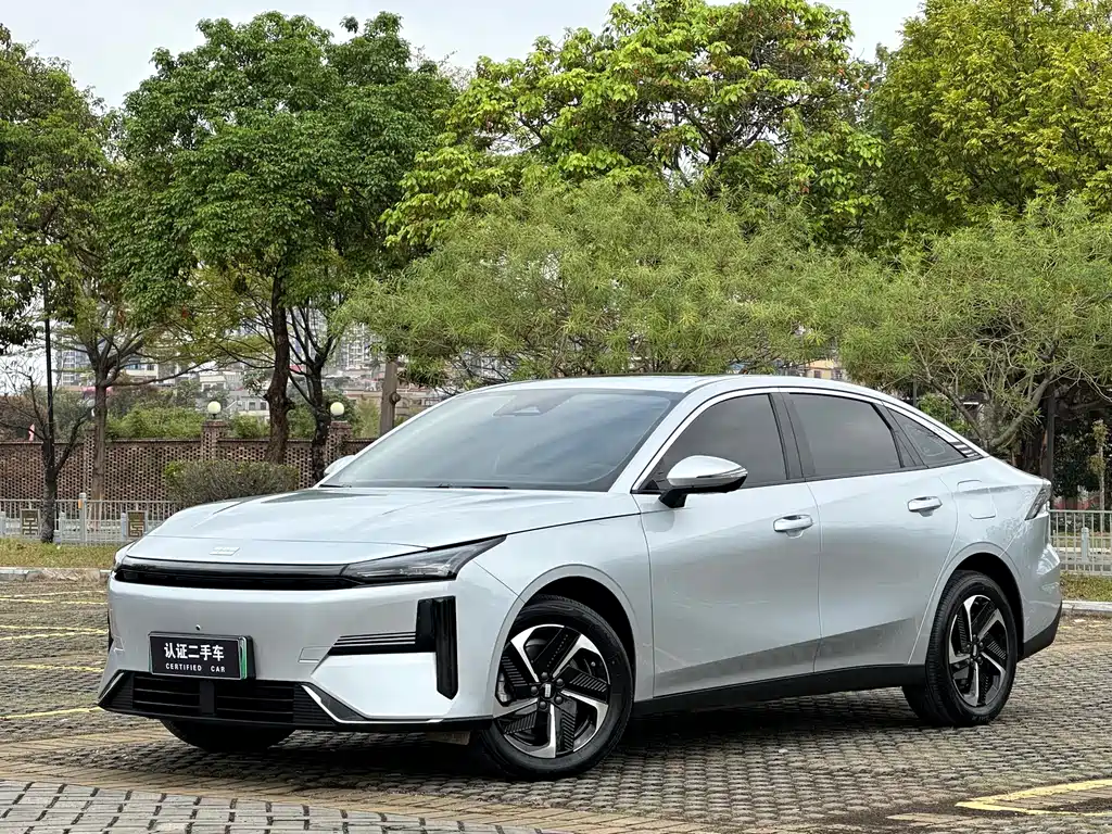 GEELY GALAXY GALAXY L6