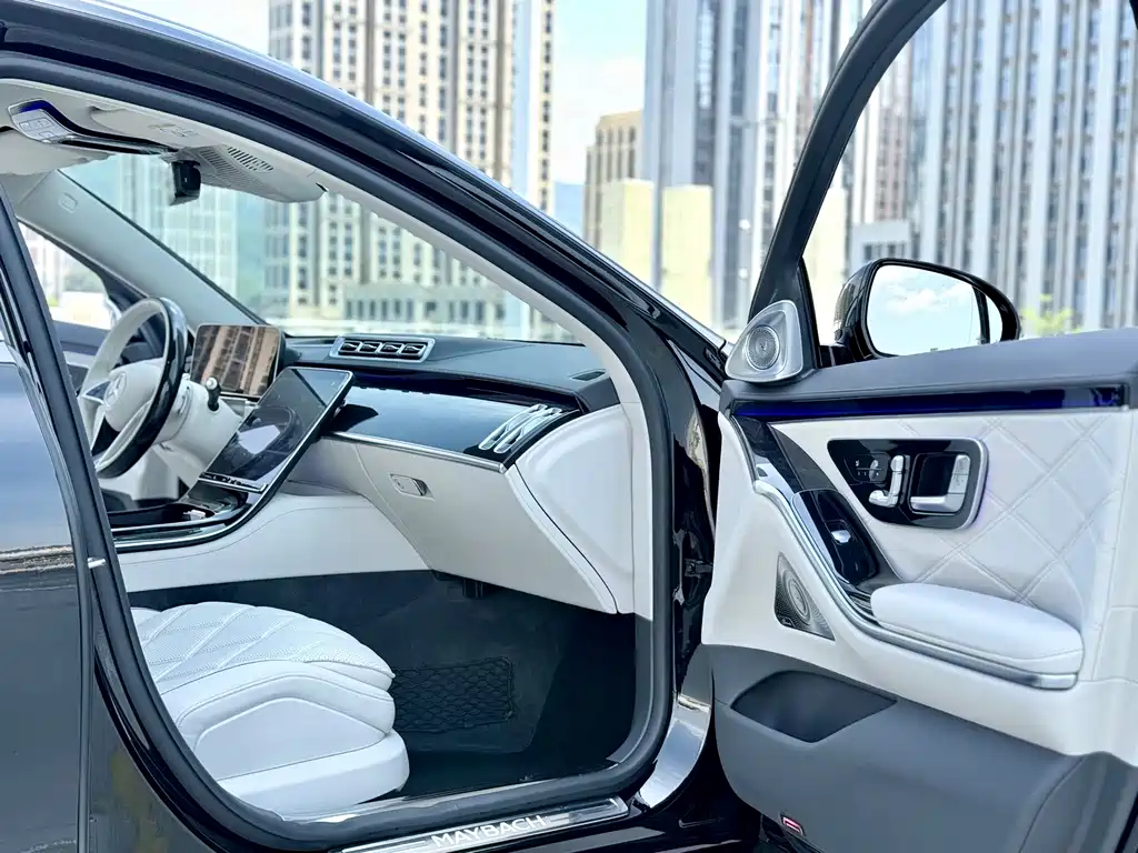 Mercedes-Benz S-Class — миниатюра 6