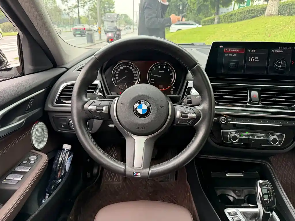 BMW 1 Series — миниатюра 14