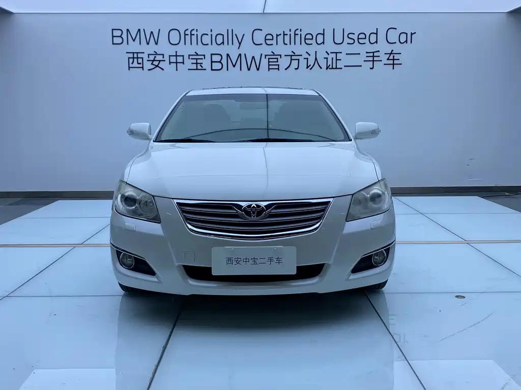 Toyota Camry — миниатюра 2