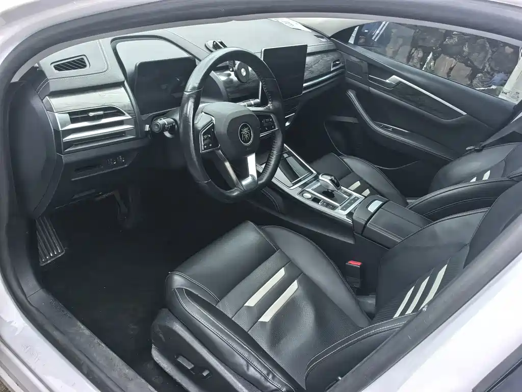 BYD Qin Pro NEV — миниатюра 10