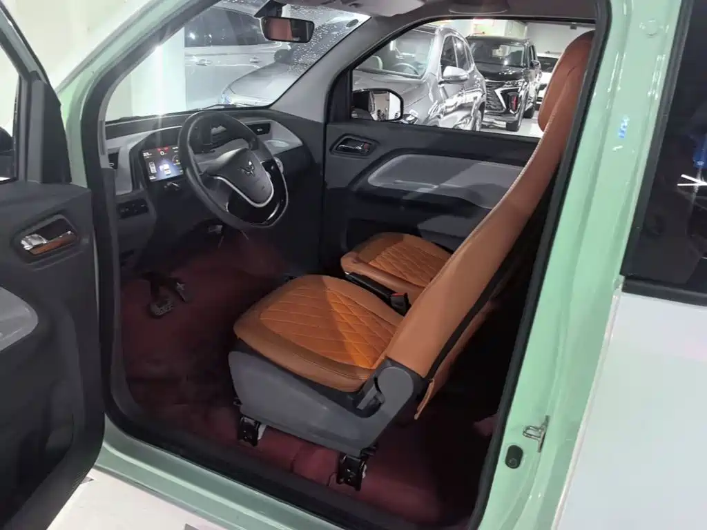 Wuling MINIEV — миниатюра 16