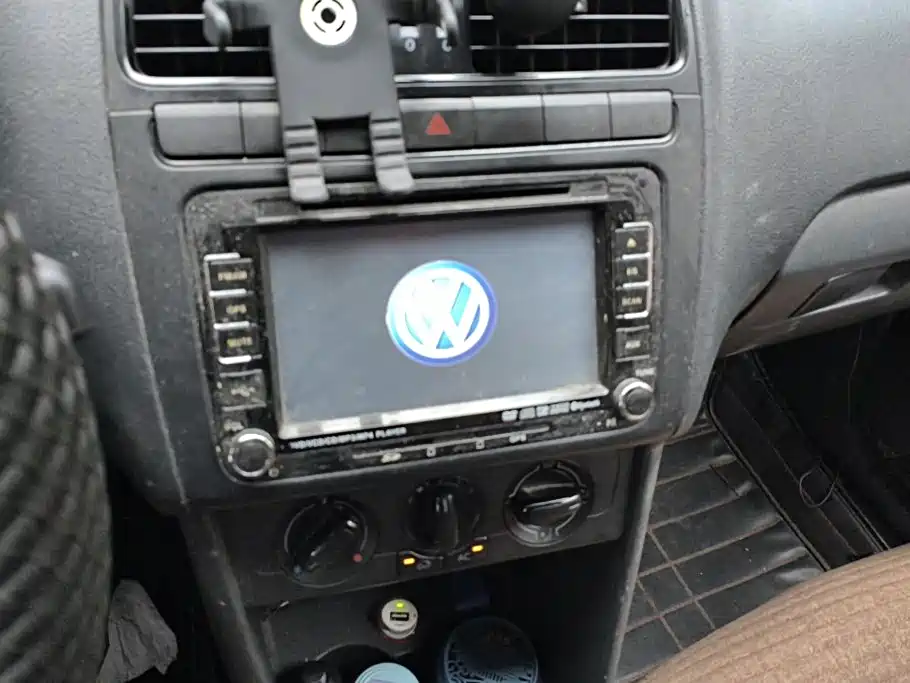 Volkswagen Polo — миниатюра 13