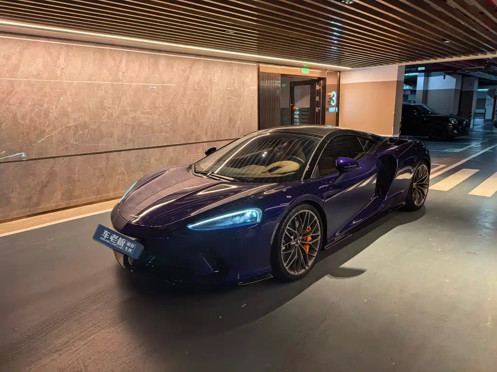 Купить McLaren GT