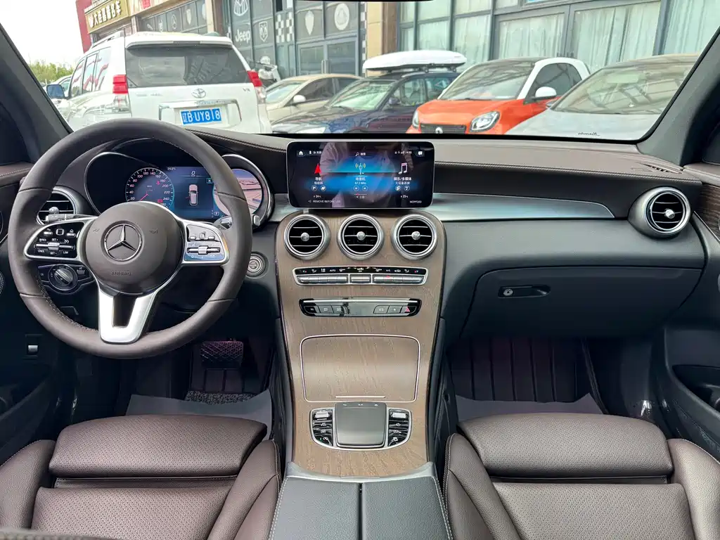 Mercedes-Benz GLC — миниатюра 13